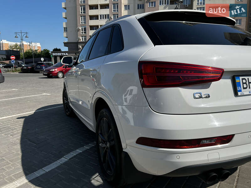 Внедорожник / Кроссовер Audi Q3 2016 в Одессе
