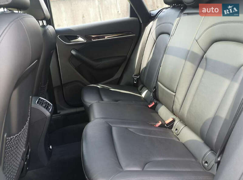 Внедорожник / Кроссовер Audi Q3 2015 в Тернополе фото 20 Внедорожник / Кроссовер Audi Q3 2015 в Тернополе