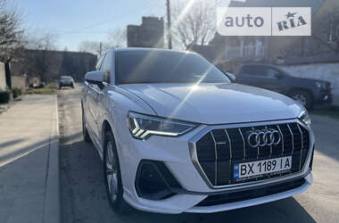 Позашляховик / Кросовер Audi Q3 2019 в Хмельницькому