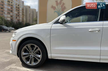 Внедорожник / Кроссовер Audi Q3 2016 в 
