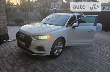 Позашляховик / Кросовер Audi Q3 2019 в Одесі