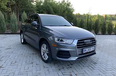 Внедорожник / Кроссовер Audi Q3 2016 в Ровно