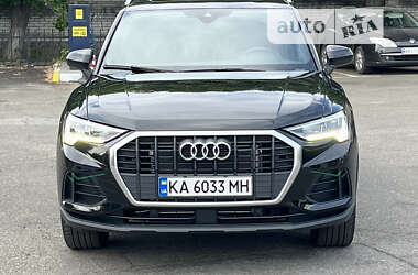 Позашляховик / Кросовер Audi Q3 2022 в Києві