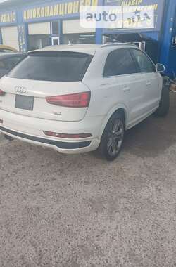 Позашляховик / Кросовер Audi Q3 2016 в Львові