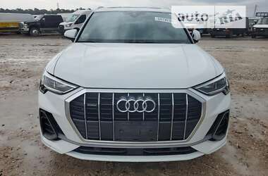 Позашляховик / Кросовер Audi Q3 2020 в Ужгороді