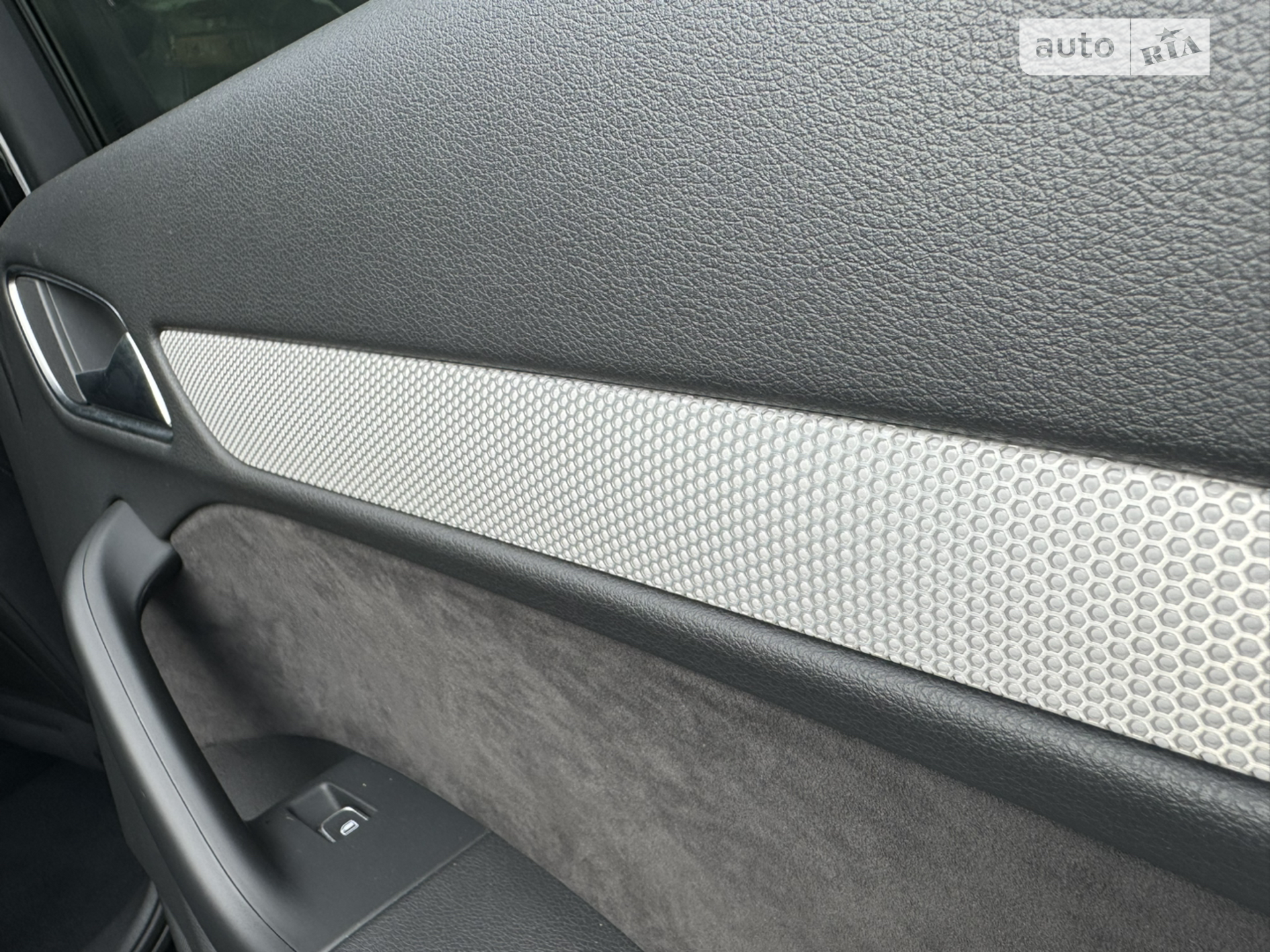 2012 Audi Q3 - мініатюра 10