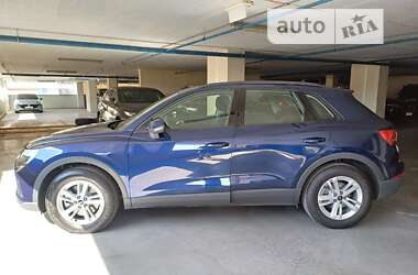 Внедорожник / Кроссовер Audi Q3 2021 в Херсоне