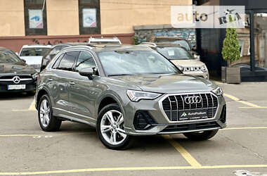 Позашляховик / Кросовер Audi Q3 2019 в Києві