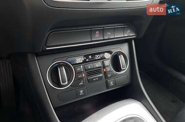 Внедорожник / Кроссовер Audi Q3 2017 в 