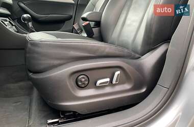 Внедорожник / Кроссовер Audi Q3 2017 в 