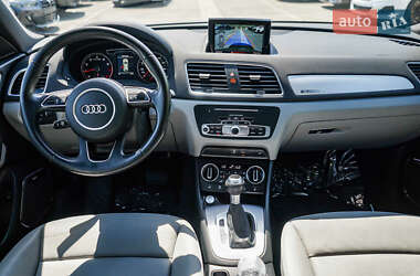 Внедорожник / Кроссовер Audi Q3 2018 в 