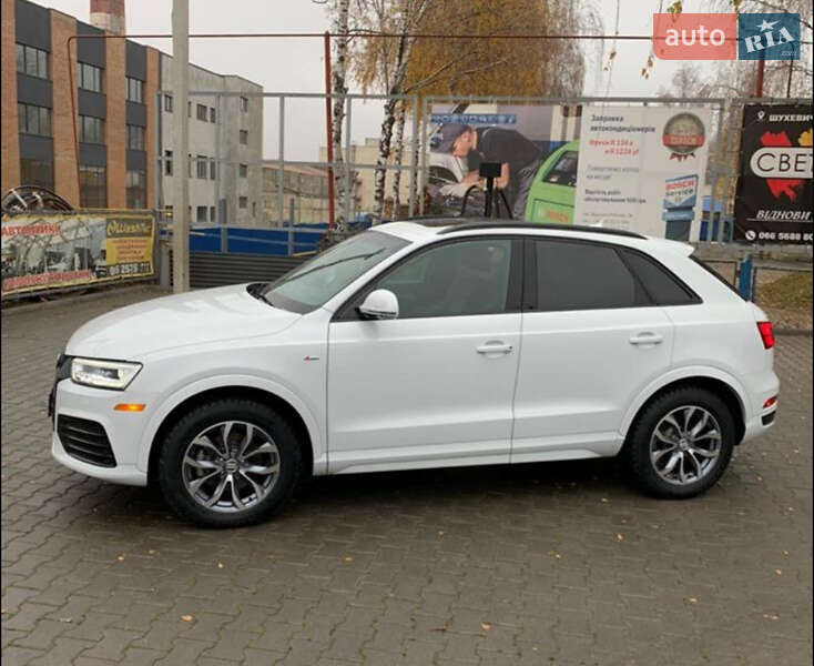 Позашляховик / Кросовер Audi Q3 2016 в Чернівцях