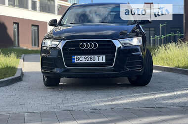 Внедорожник / Кроссовер Audi Q3 2017 в Львове