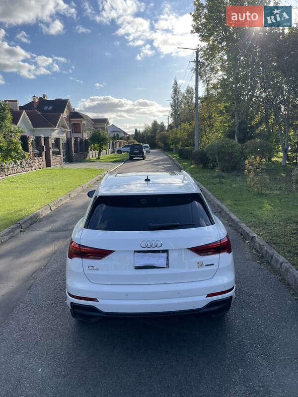 Внедорожник / Кроссовер Audi Q3 2021 в Ровно фото 15 Внедорожник / Кроссовер Audi Q3 2021 в Ровно