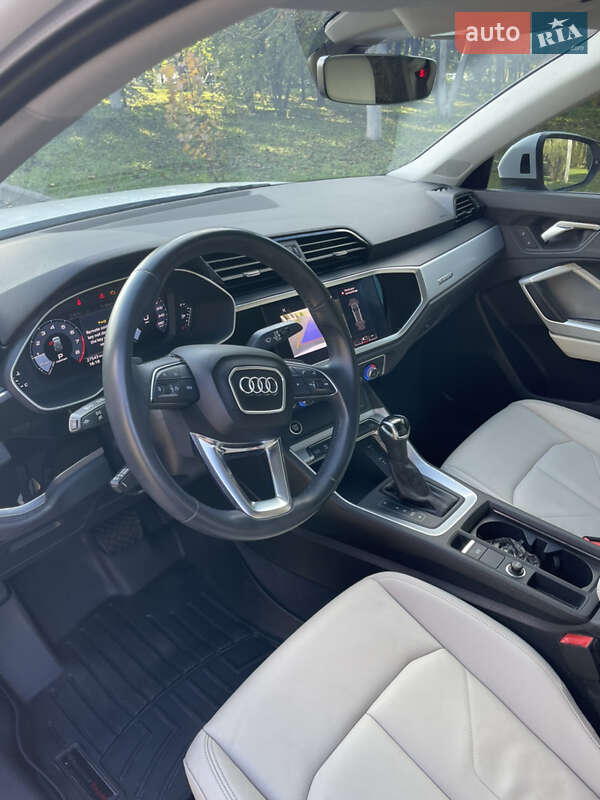 Внедорожник / Кроссовер Audi Q3 2021 в Ровно фото 24 Внедорожник / Кроссовер Audi Q3 2021 в Ровно
