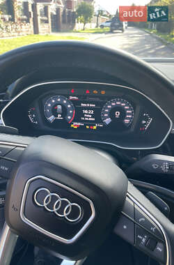 Внедорожник / Кроссовер Audi Q3 2021 в 
