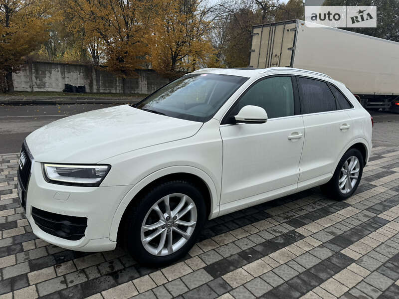 Позашляховик / Кросовер Audi Q3 2014 в Львові