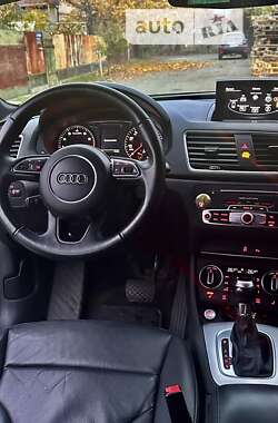 Внедорожник / Кроссовер Audi Q3 2016 в Киеве