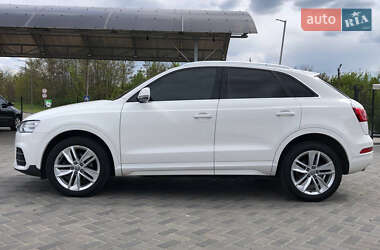 Внедорожник / Кроссовер Audi Q3 2016 в 