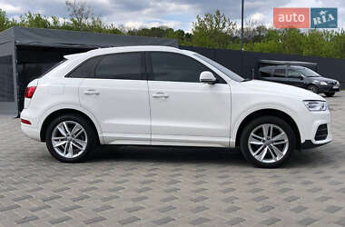 Внедорожник / Кроссовер Audi Q3 2016 в 