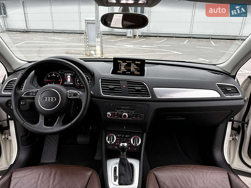 Внедорожник / Кроссовер Audi Q3 2013 в Киеве