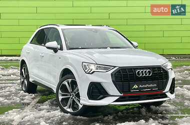 Внедорожник / Кроссовер Audi Q3 2020 в Киеве