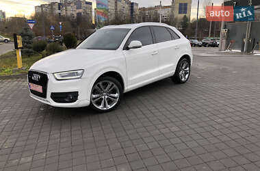 Позашляховик / Кросовер Audi Q3 2015 в Львові