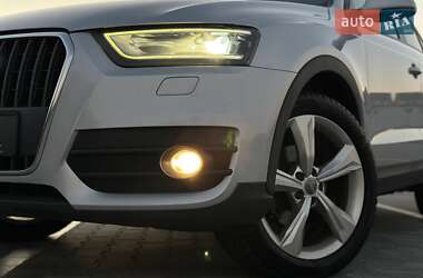 Позашляховик / Кросовер Audi Q3 2014 в Києві