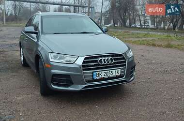 Позашляховик / Кросовер Audi Q3 2016 в Рівному