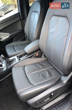 Внедорожник / Кроссовер Audi Q3 2023 в 