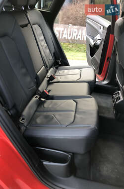 Внедорожник / Кроссовер Audi Q3 2023 в 
