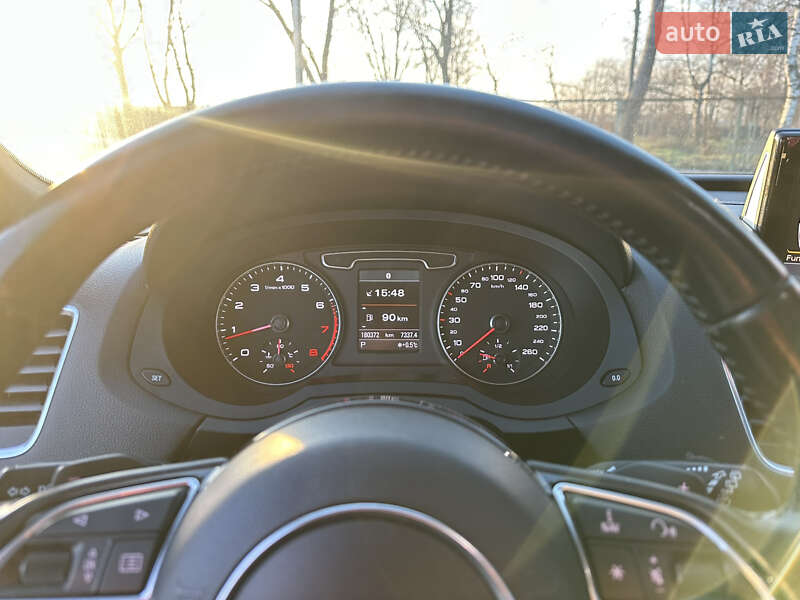 Внедорожник / Кроссовер Audi Q3 2014 в Коломые