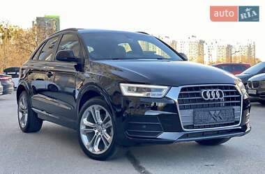 Внедорожник / Кроссовер Audi Q3 2017 в Киеве