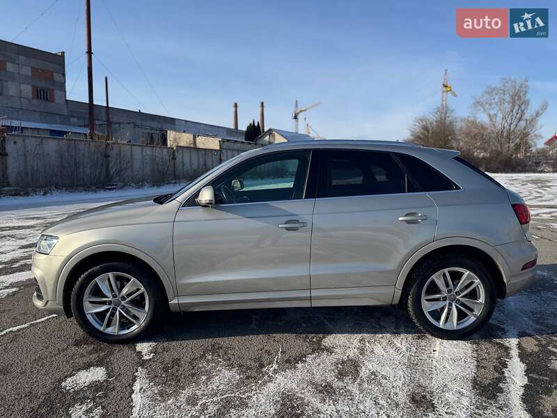 Внедорожник / Кроссовер Audi Q3 2015 в Тернополе