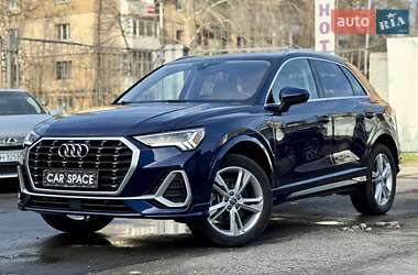 Внедорожник / Кроссовер Audi Q3 2020 в 