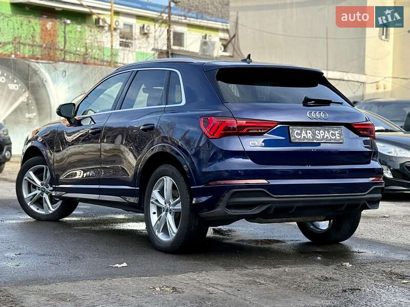 Позашляховик / Кросовер Audi Q3 2020 в Одесі