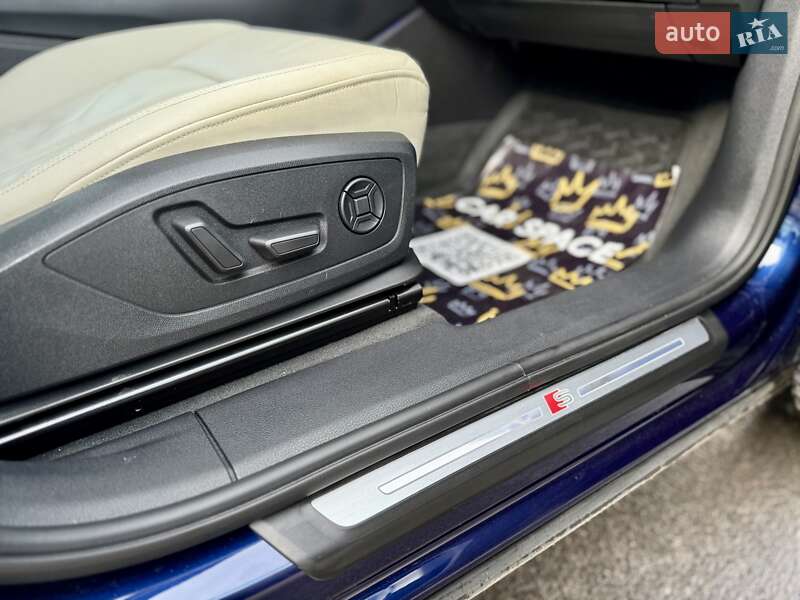 Позашляховик / Кросовер Audi Q3 2020 в Одесі