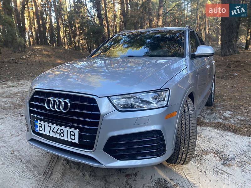 Позашляховик / Кросовер Audi Q3 2017 в Києві