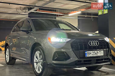 Позашляховик / Кросовер Audi Q3 2020 в Миколаєві