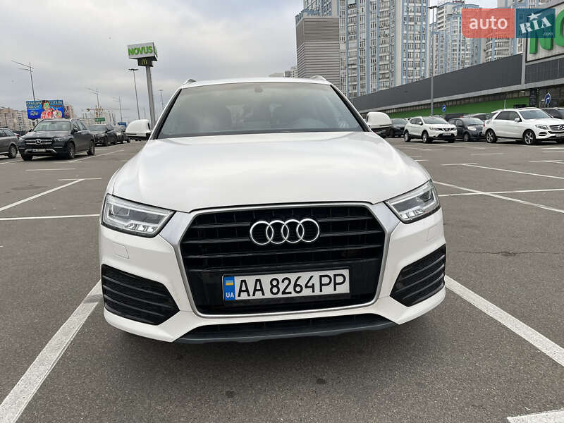 Позашляховик / Кросовер Audi Q3 2017 в Києві