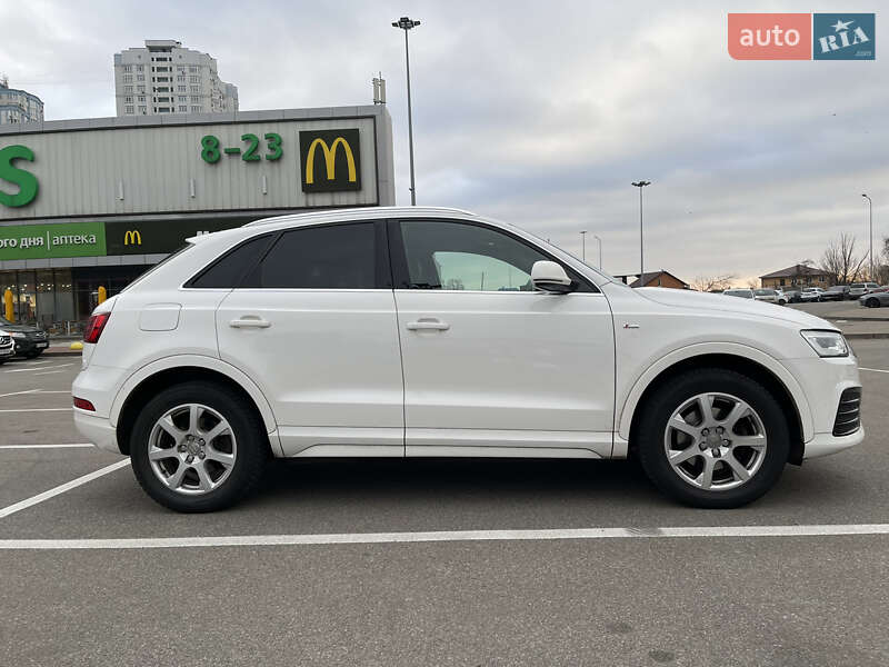 Позашляховик / Кросовер Audi Q3 2017 в Києві