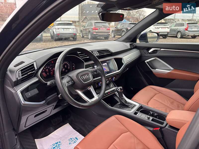 Внедорожник / Кроссовер Audi Q3 2022 в Львове фото 16 Внедорожник / Кроссовер Audi Q3 2022 в Львове