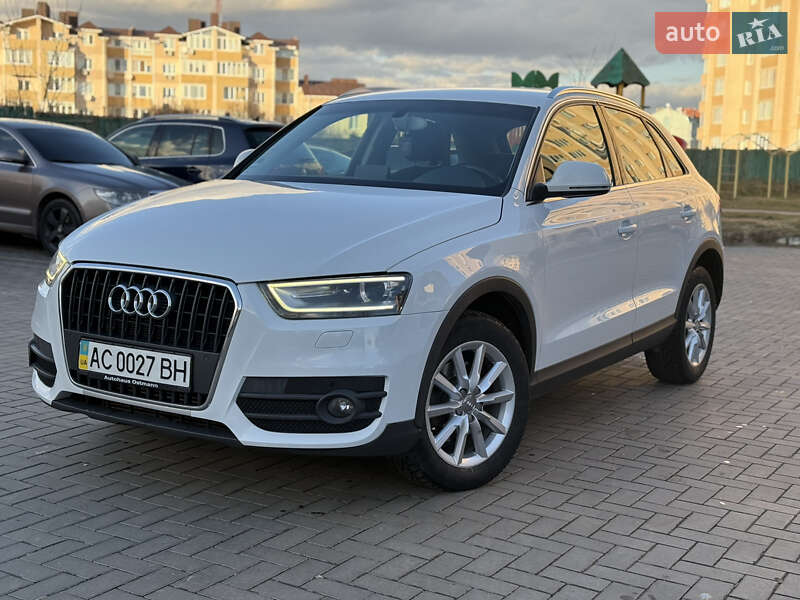 Позашляховик / Кросовер Audi Q3 2013 в Луцьку