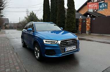 Позашляховик / Кросовер Audi Q3 2015 в 