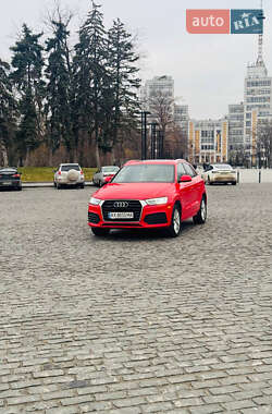 Внедорожник / Кроссовер Audi Q3 2018 в Харькове