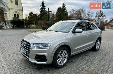 Внедорожник / Кроссовер Audi Q3 2016 в 