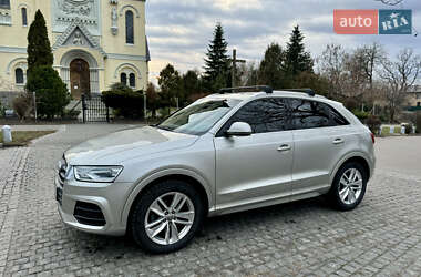 Внедорожник / Кроссовер Audi Q3 2016 в 