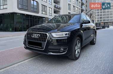 Внедорожник / Кроссовер Audi Q3 2015 в Киеве