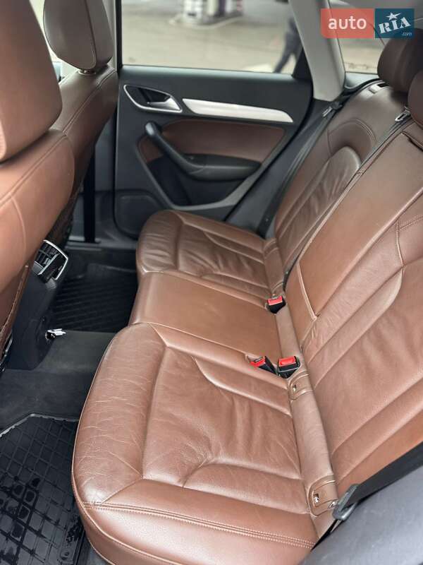 Внедорожник / Кроссовер Audi Q3 2015 в Киеве фото 21 Внедорожник / Кроссовер Audi Q3 2015 в Киеве