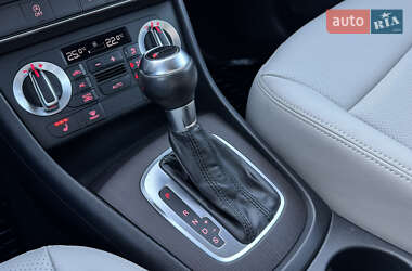 Внедорожник / Кроссовер Audi Q3 2012 в 